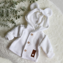 Dětský elegantní pletený svetřík s knoflíčky a kapucí s oušky Baby Nellys, bíly