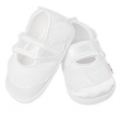 Kojenecké capáčky/botičky saténové s volánkem, Baby Nellys, bílé, vel. 68/74, 12,5cm