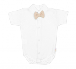 Bavlněná souprava Gentleman 3D, body kr. rukáv, polodupačky s láclem, čepička, béžová/bílá