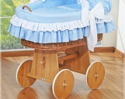 Koš proutěný s nebesy a výbavou - KORUNA bílý - My Sweet Baby       
