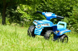 Dětské odrážedlo se zvukem Čtyřkolka Baby Mix růžová