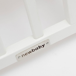 Dětská postýlka New Baby BASIC se stahovací bočnicí a šuplíkem bílá