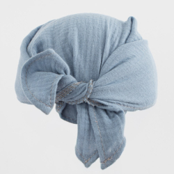 Dětský letní mušelínový šátek s kšiltem New Baby blue