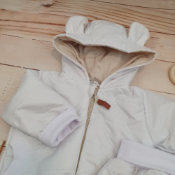 Stylová prošívaná bunda s kapucí + kalhoty - bílá